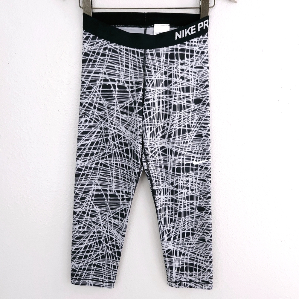NIKE PRO Compression Leggings MEDIUM Cropped Training Tight